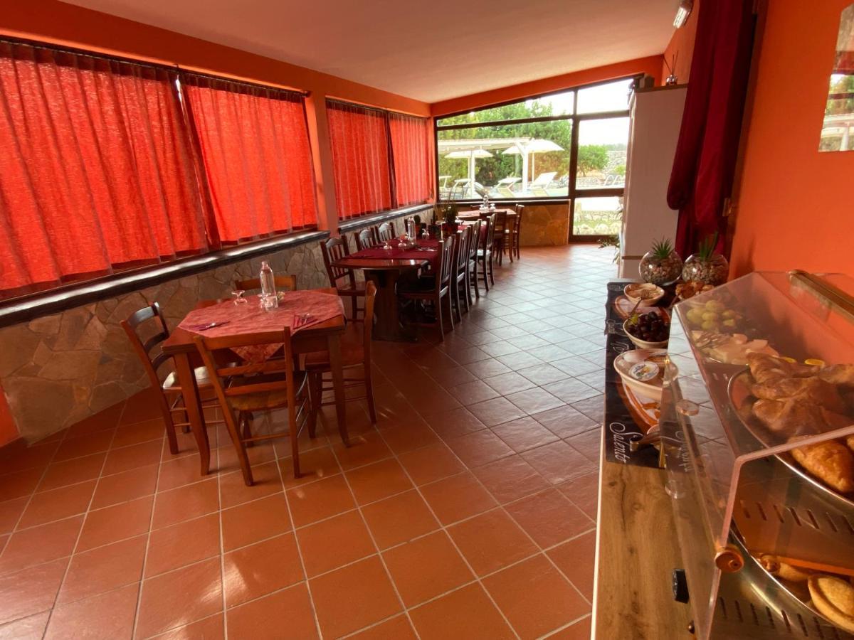 Agriturismo Masseria Saittole Carpignano Salentino Kültér fotó